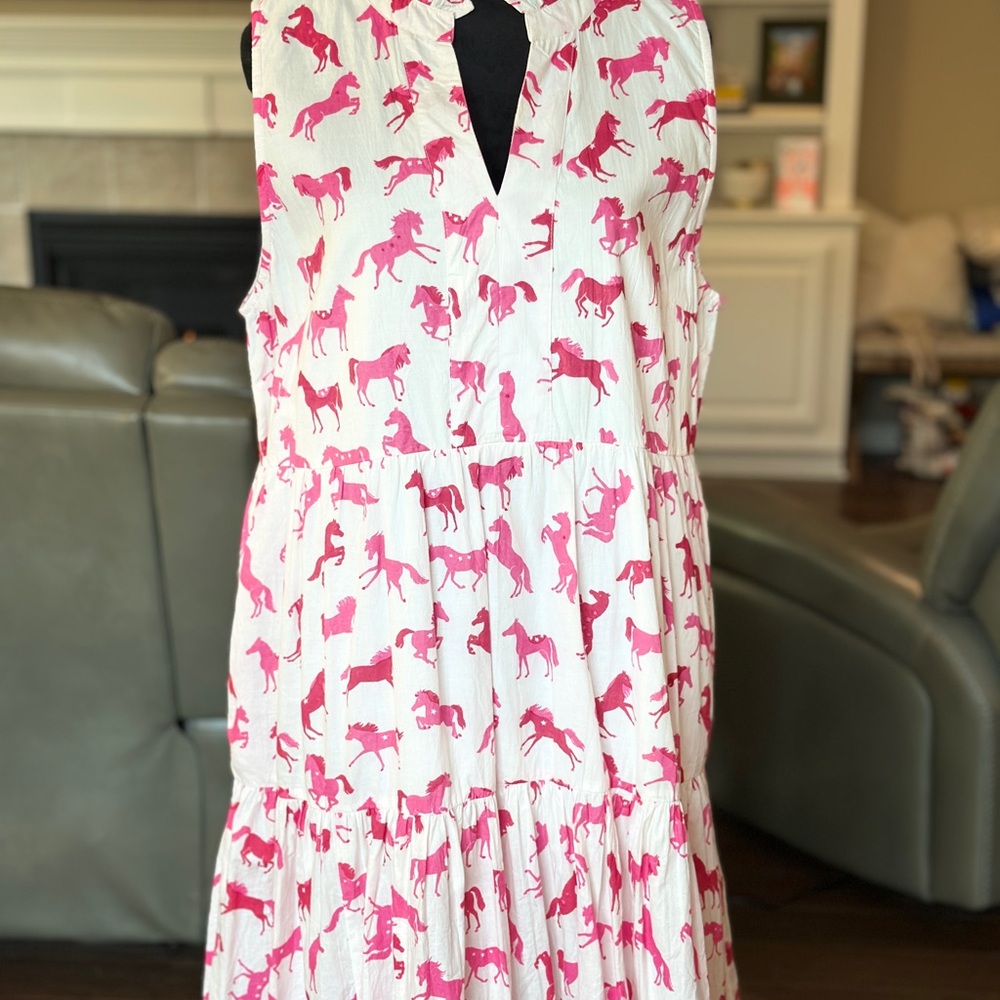 THML Pink and White Fabric - Picture 2 of 5